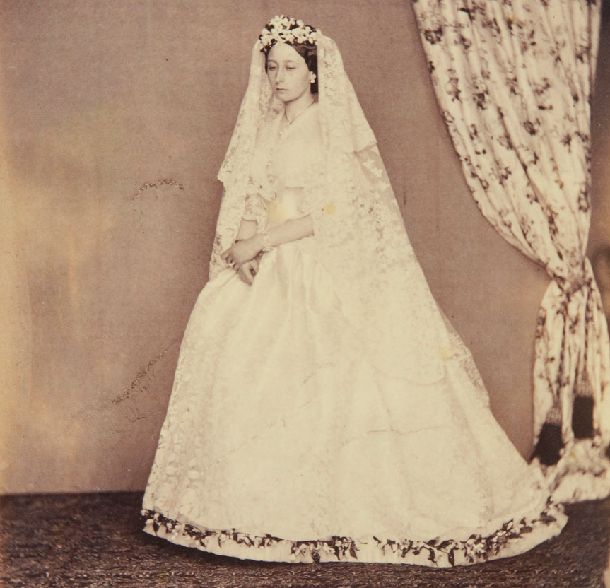 Princess Alice Maud Mary in her wedding dress, July 1862 – costume ...