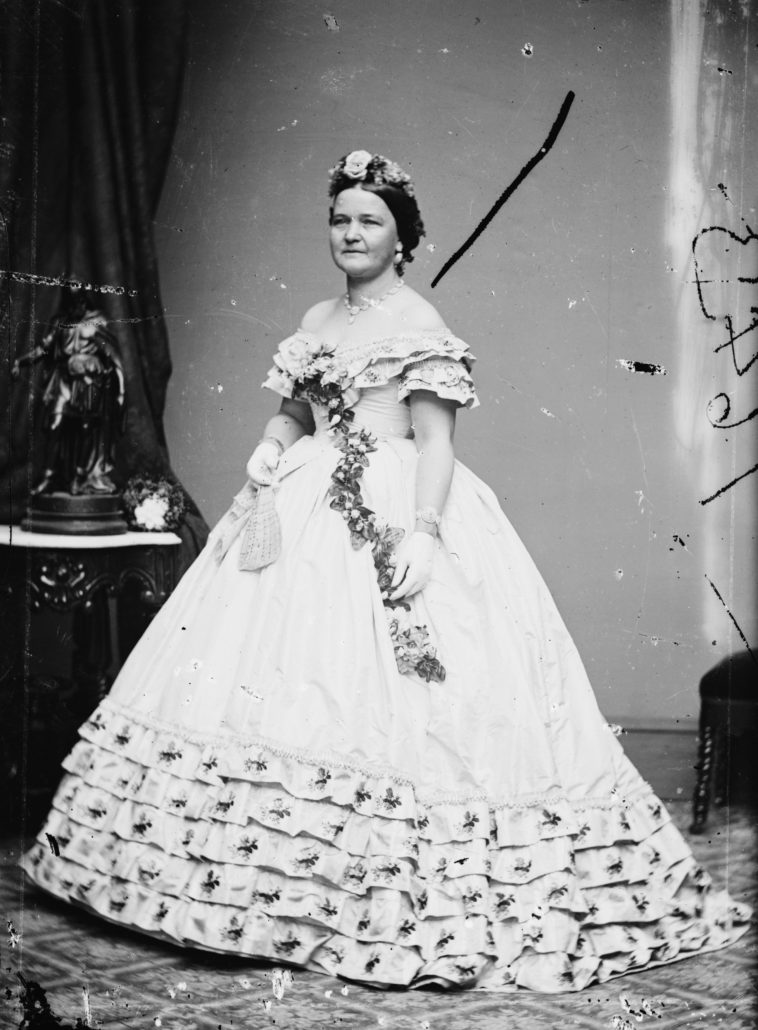Mary Todd Lincoln, 1860s – costume cocktail