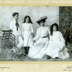 Italian beauties, 1905